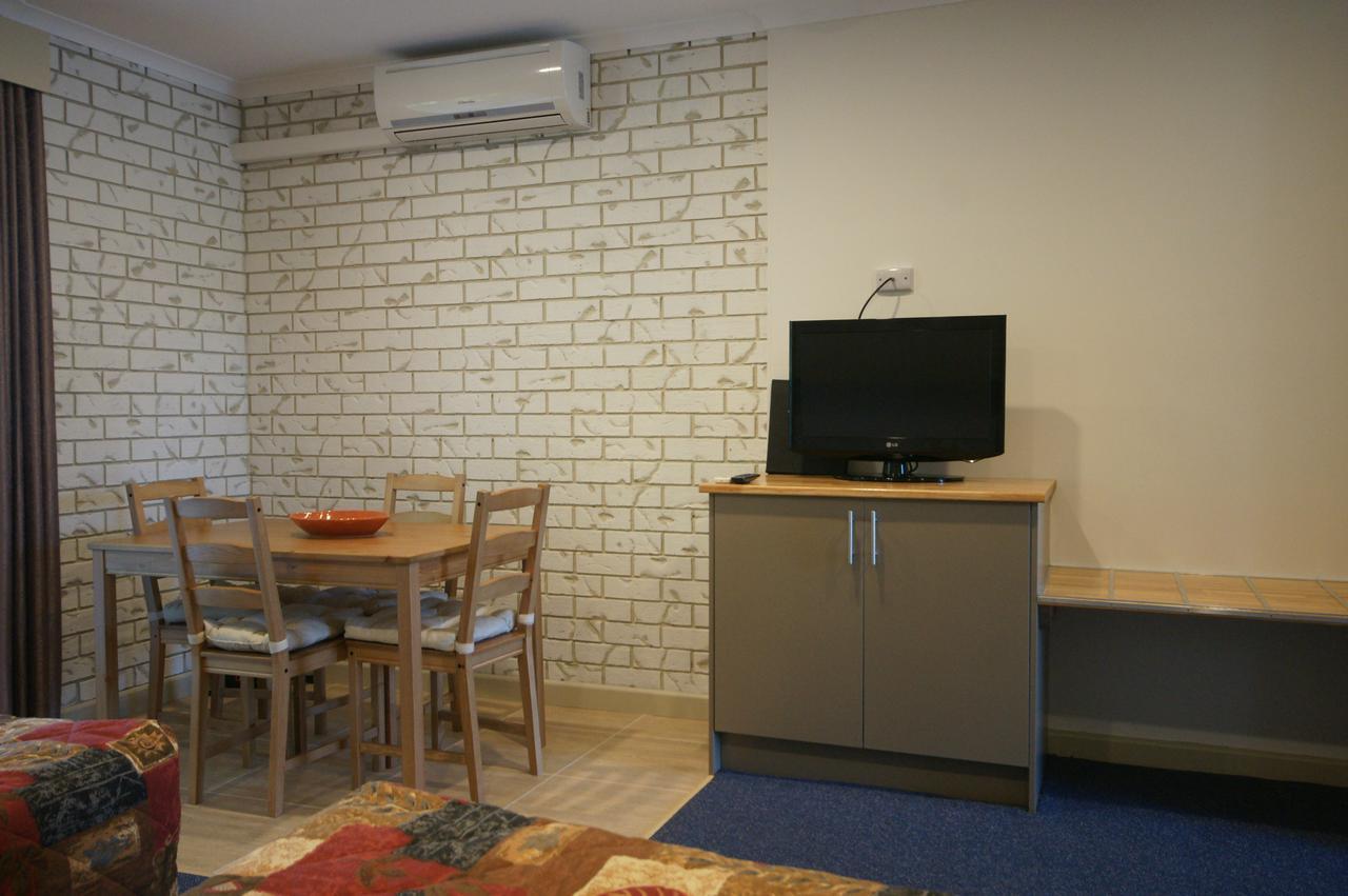 Culcairn Motor Inn Zewnętrze zdjęcie