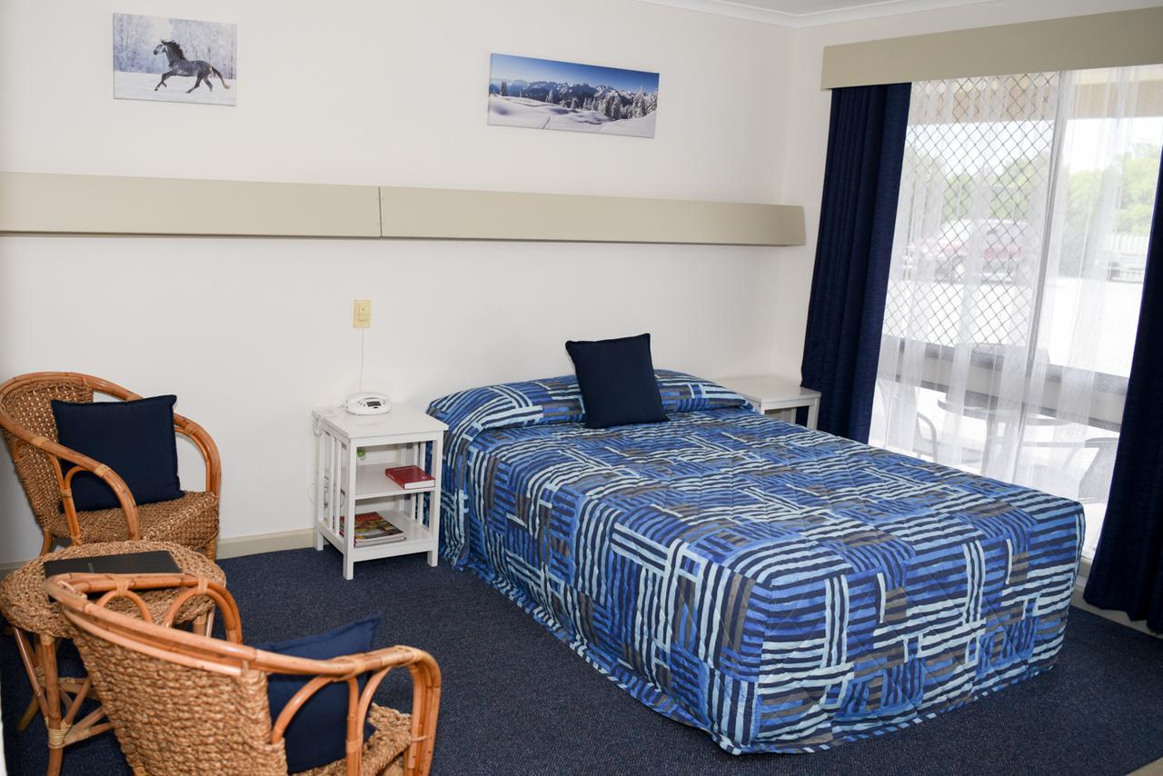 Culcairn Motor Inn Zewnętrze zdjęcie