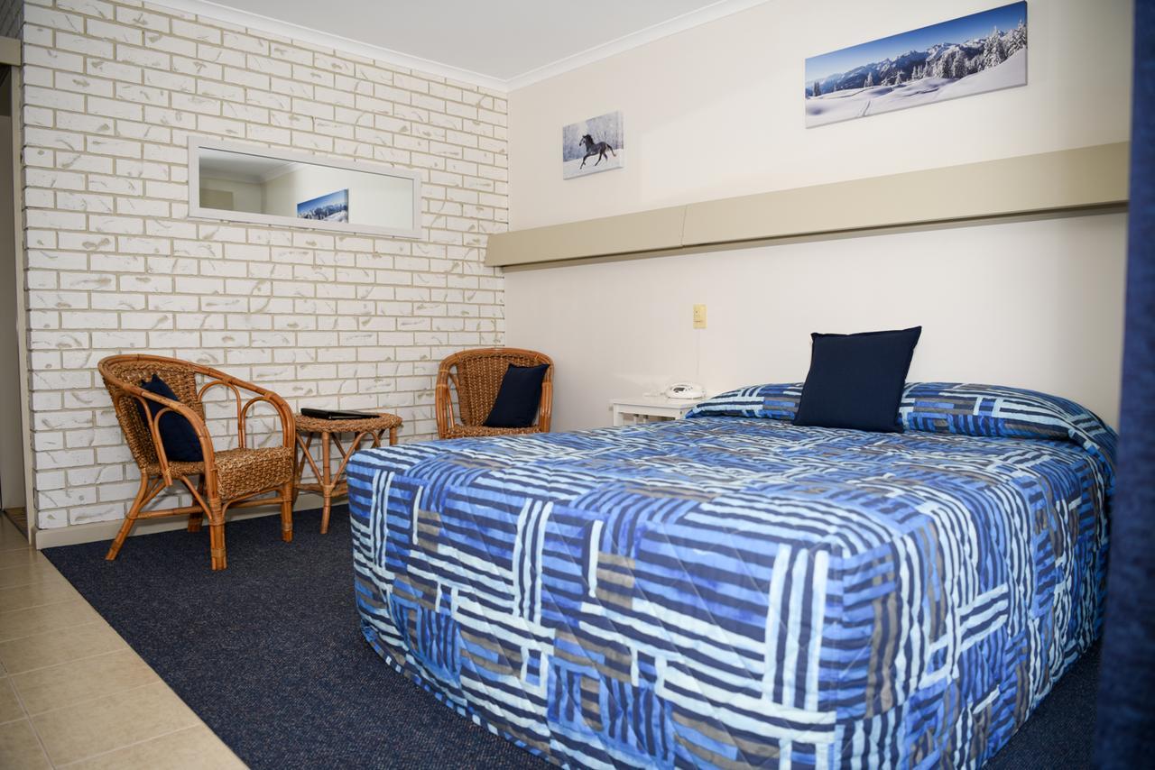 Culcairn Motor Inn Zewnętrze zdjęcie